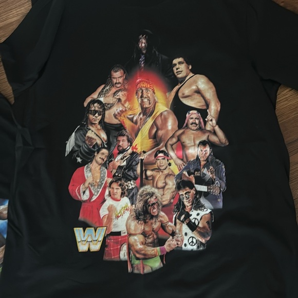 Men’s Shoe Palace WWE New Shirt & Ultimate Warrior T-Shirts sz: XL - Picture 2 of 3